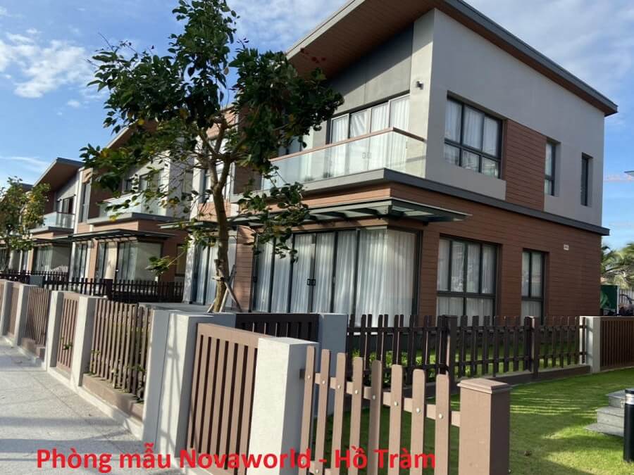 Thi công màn cửa tại  phòng mẫu NoVaword Hồ Tràm